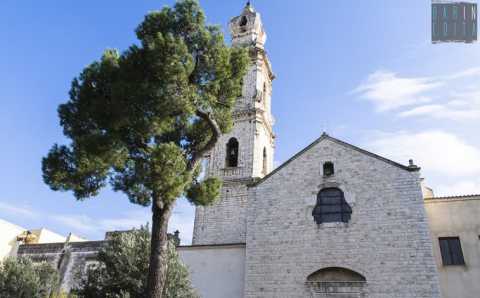 Chiese antiche, castelli e leggende: alla scoperta del centro storico di Valenzano